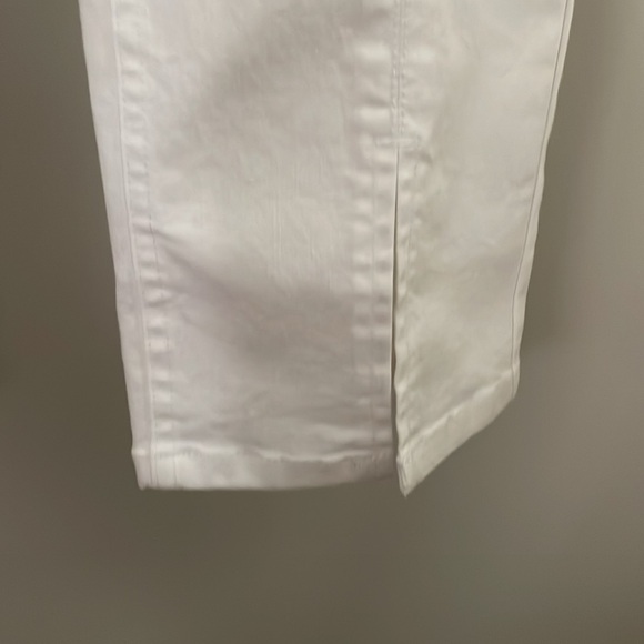 J. McLaughlin Women's Rainey White Front Slit Straight Leg Jeans Size 6 - Picture 3 of 9